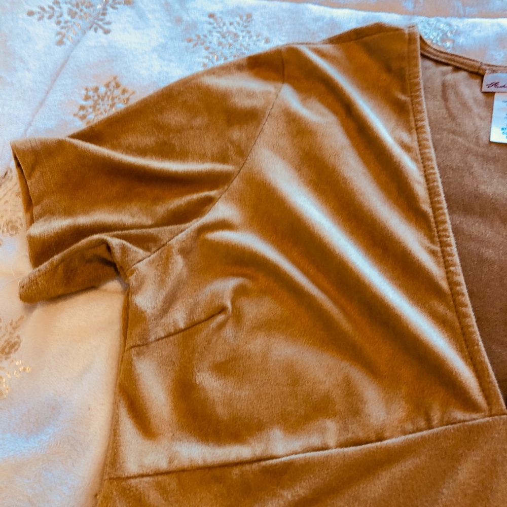 Dress - Picture 2 of 6